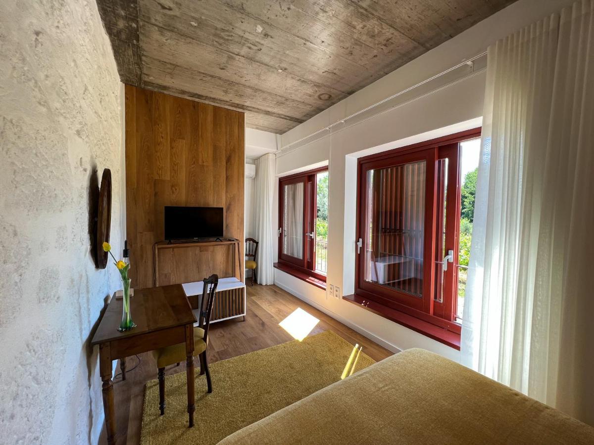 Quinta De Chousas - -