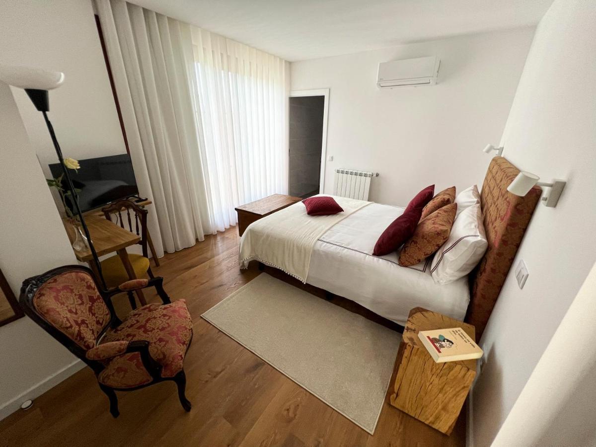 Quinta De Chousas - - * Braga