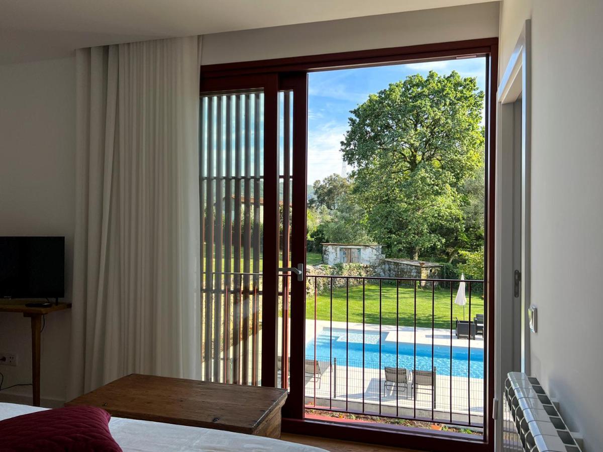 Quinta De Chousas - - *