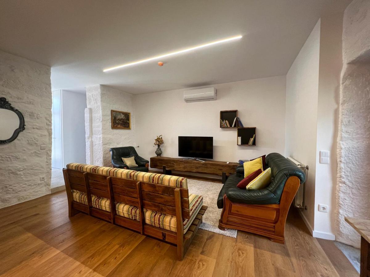 Vakantieboerderij Quinta De Chousas - - *